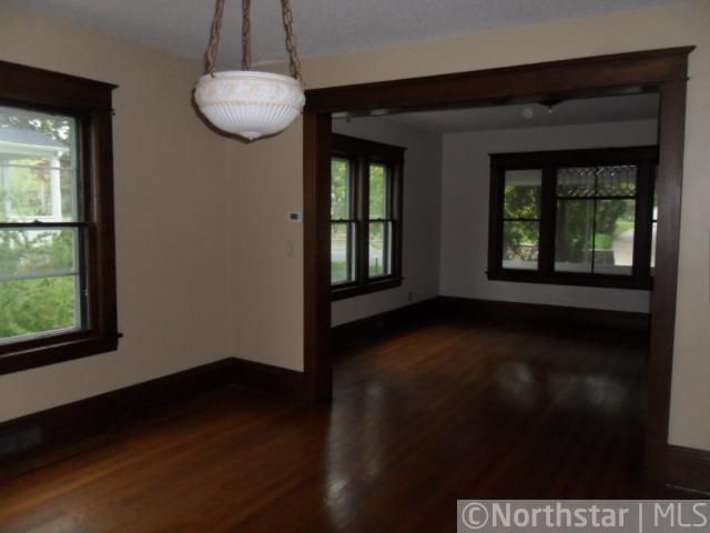 421 Pine St W, Stillwater, MN 55082