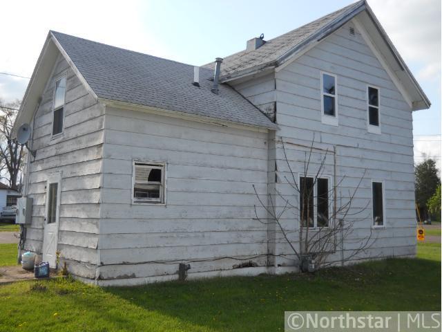 730 3rd St, Bruce, WI 54819