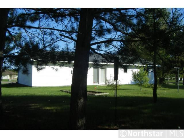 301 Ravilla Ave, Staples, MN 56479