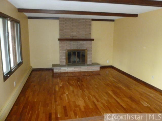 7125 Willow Ln, Brooklyn Center, MN 55430
