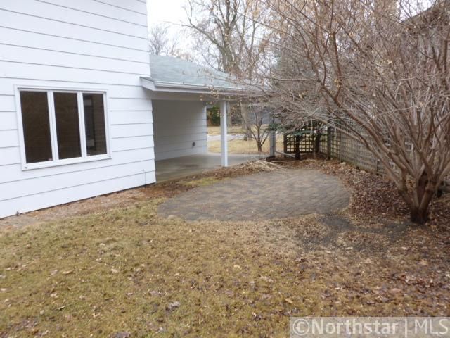 7125 Willow Ln, Brooklyn Center, MN 55430