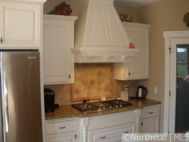 7487 Narcissus Ln N, Maple Grove, MN 55311