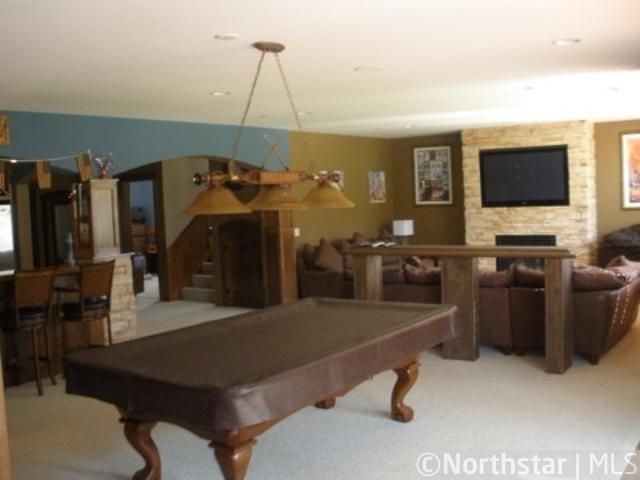 7487 Narcissus Ln N, Maple Grove, MN 55311