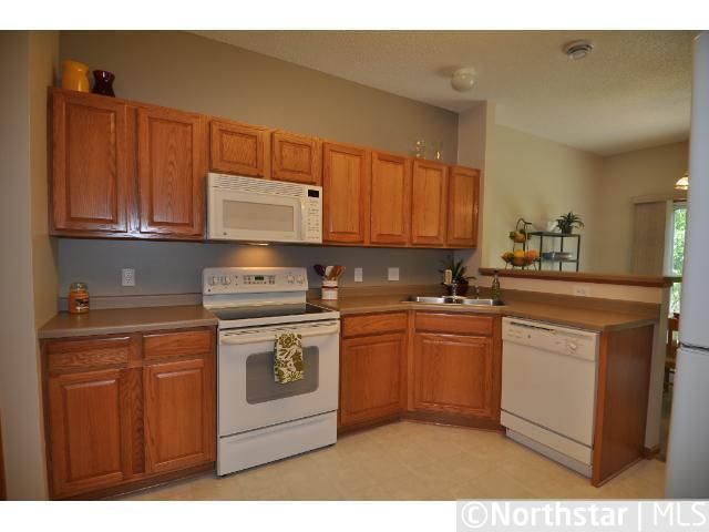 644 Village Pw, Circle Pines, MN 55014