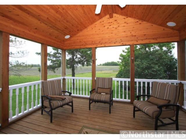 32543 170th St, Hamburg, MN 55339