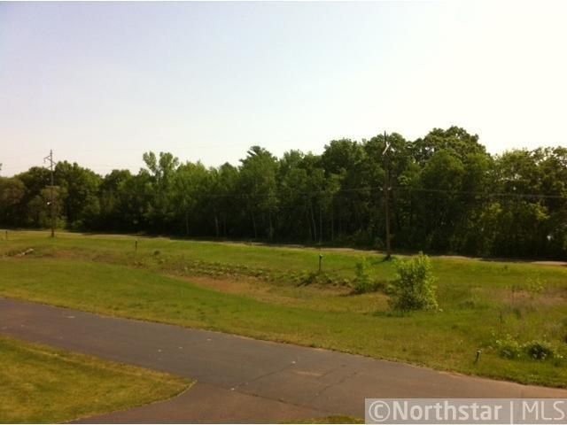902 Tainter St #D, Menomonie, WI 54751