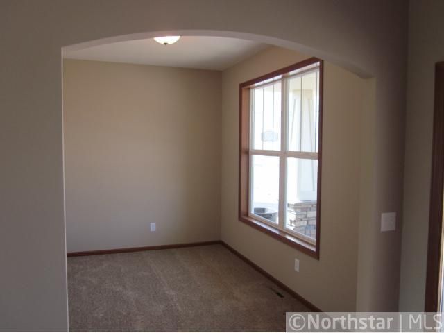 7580 Alpine Ct, Inver Grove Heights, MN 55077