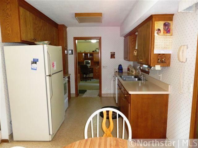 2932 Spring View Ln, Mounds View, MN 55112
