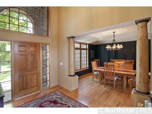 14995 Boulder Pointe Rd, Eden Prairie, MN 55347