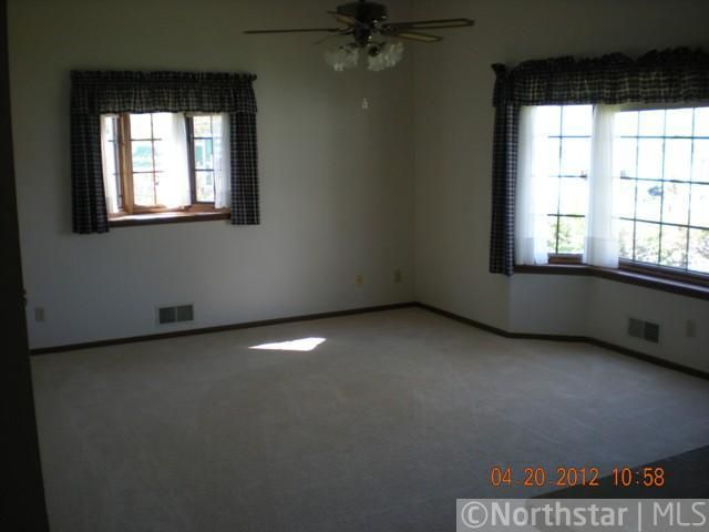 5119 Main St E, Maple Plain, MN 55359