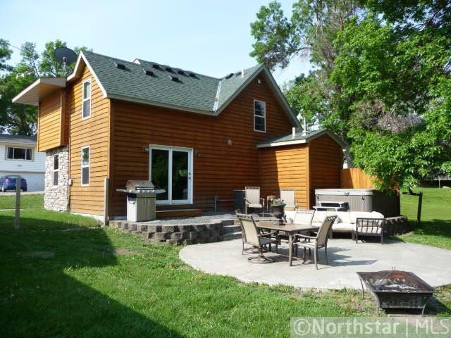 331 Saint Joseph St, Elko New Market, MN 55054