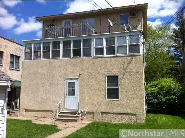 1123 Chatsworth St N, Saint Paul, MN 55103