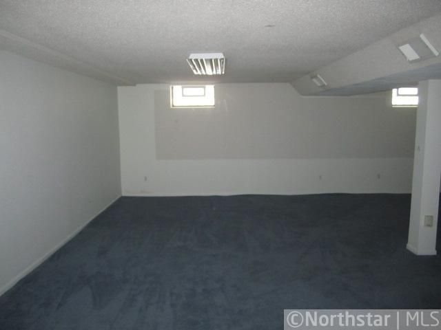 1686 Leone Ave, Saint Paul, MN 55106
