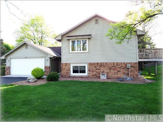 8431 Queen Ave N, Brooklyn Park, MN 55444