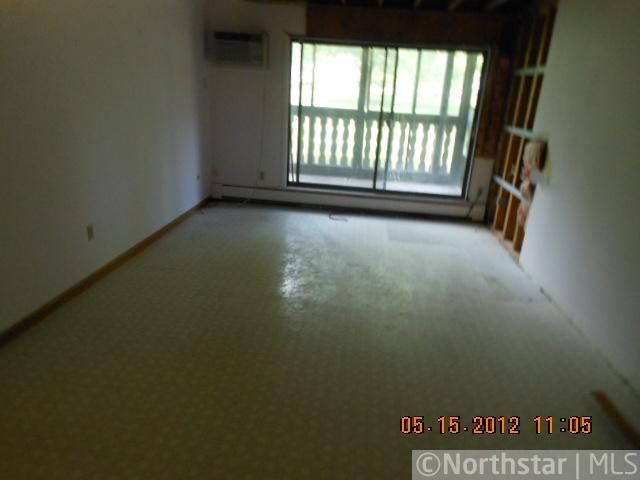 3399 Kent St #104, Shoreview, MN 55126