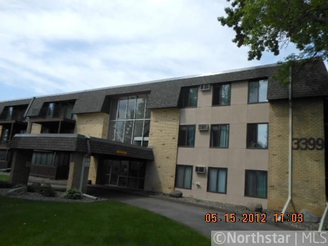 3399 Kent St #104, Shoreview, MN 55126