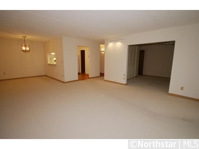 10401 Cedar Lake Rd #303, Minnetonka, MN 55305