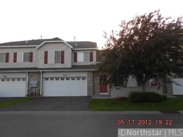 8790 Hastings Cir NE, Blaine, MN 55449