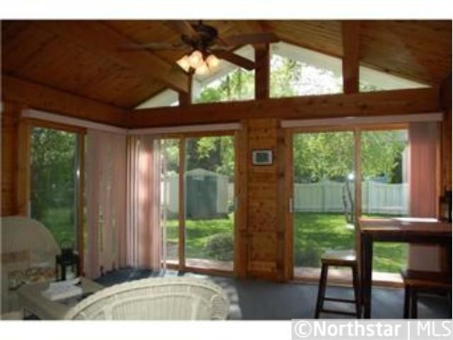 8667 Fremont Ave N, Brooklyn Park, MN 55444