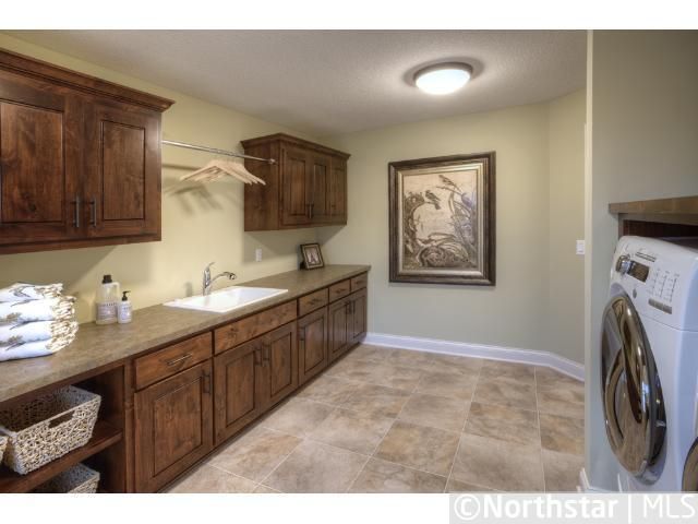 395 Highway 7, Excelsior, MN 55331