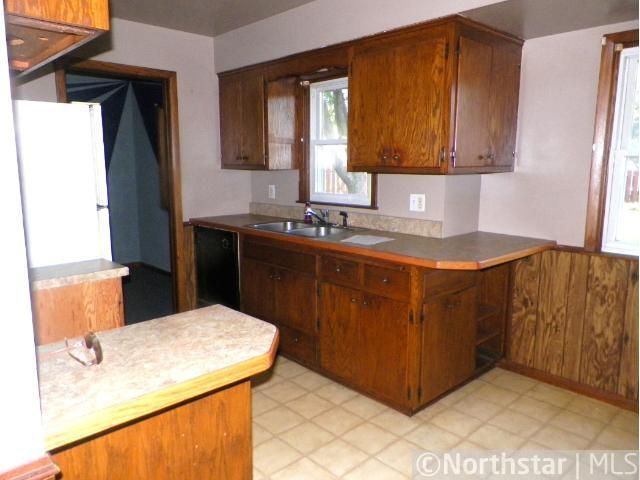 230 109th Ln NW, Coon Rapids, MN 55448