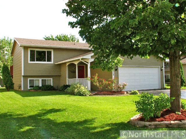 7613 110th Pl N, Champlin, MN 55316