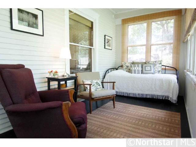 1418 Sue St, Saint Paul, MN 55116