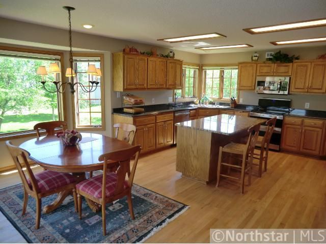 14181 Flagstone Trl, Apple Valley, MN 55124