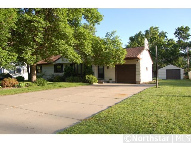 7800 66th Ave N, Brooklyn Park, MN 55428