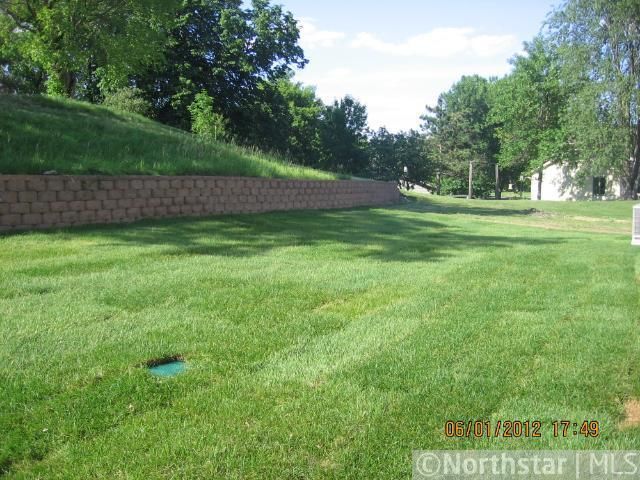 9433 Giffort Ct, Monticello, MN 55362