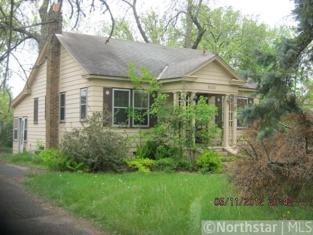 6023 Elm St, North Branch, MN 55056