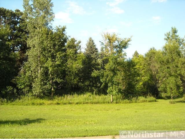 584 Burlington Rd, Saint Paul, MN 55119