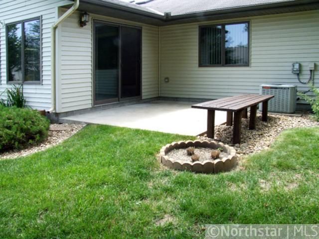 2209 Green Dr, Faribault, MN 55021