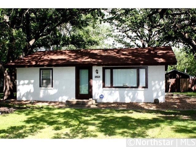 10624 Winnetka Ave N, Brooklyn Park, MN 55445