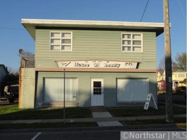 318 W 2nd Ave, Durand, WI 54736