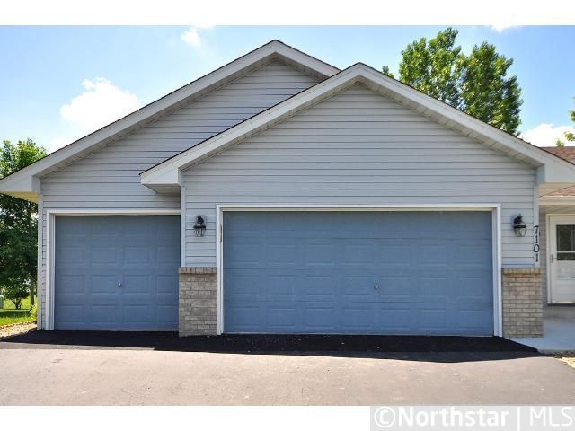 7101 90th Trl N, Brooklyn Park, MN 55445