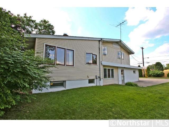 1152 7th Ave, Anoka, MN 55303