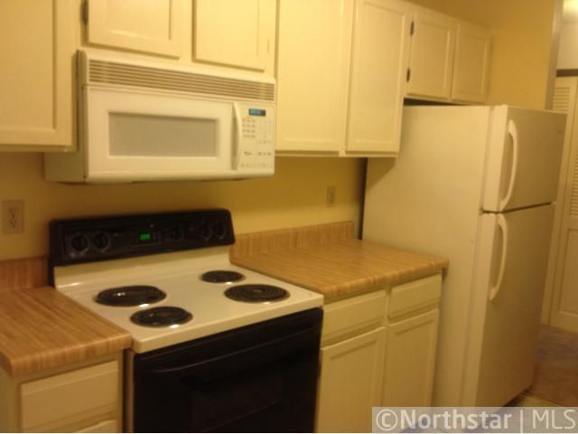 132 Demont Ave E #239, Little Canada, MN 55117