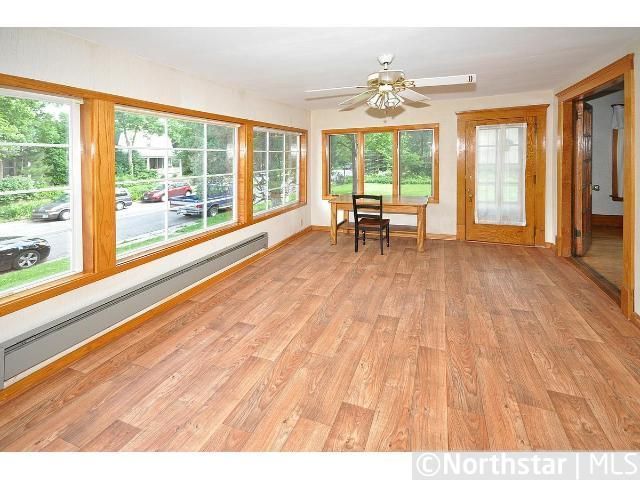 2420 32nd Ave S, Minneapolis, MN 55406