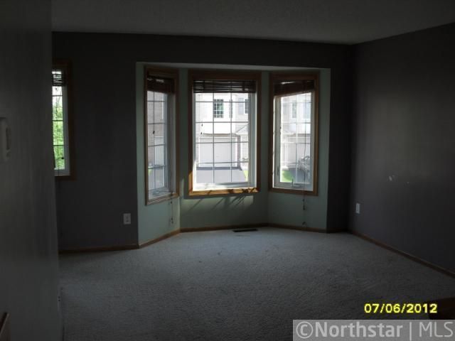 4822 Elm Dr N, Hugo, MN 55038