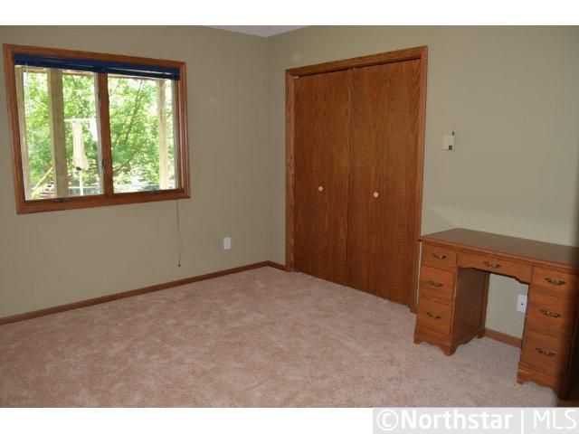 2520 Sylvan St, Little Canada, MN 55117