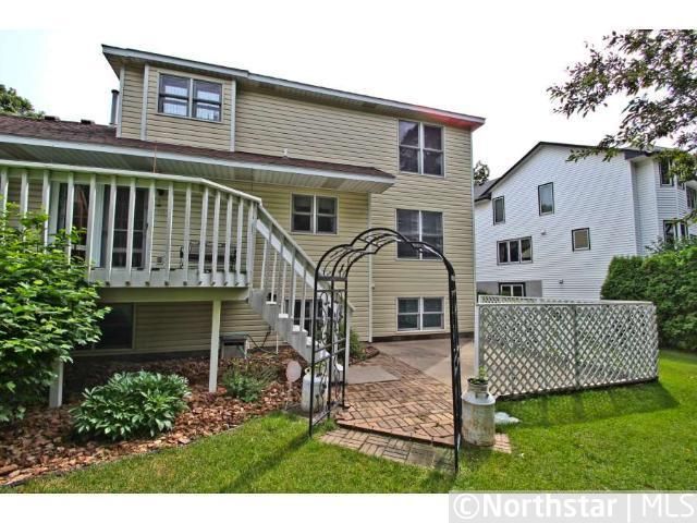 12154 Kerry St NW, Coon Rapids, MN 55433