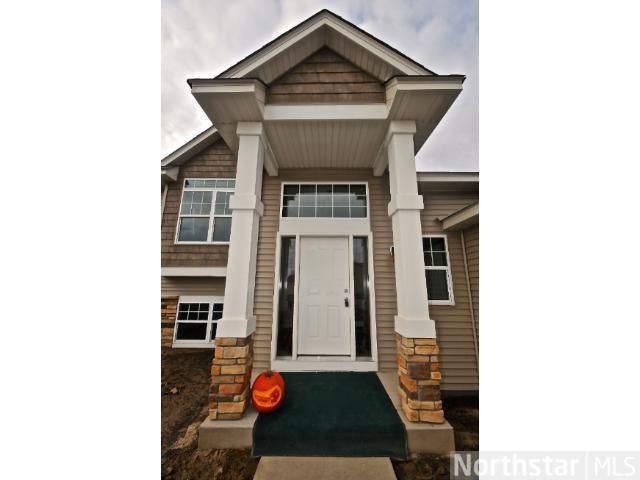 8619 Tessman Farm Rd, Brooklyn Park, MN 55445