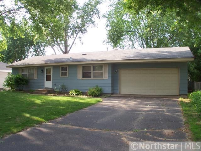 4721 104th Ln NE, Circle Pines, MN 55014