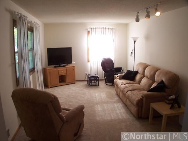 4721 104th Ln NE, Circle Pines, MN 55014