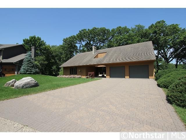 5736 Auto Club Cir, Bloomington, MN 55437