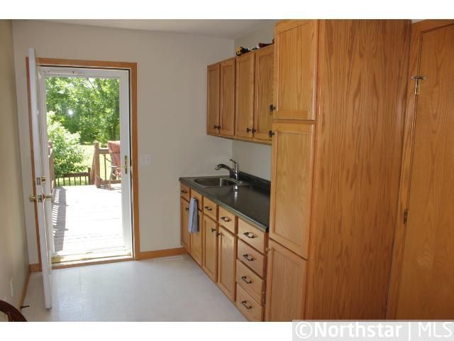 4651 Castle Cir, Lester Prairie, MN 55354