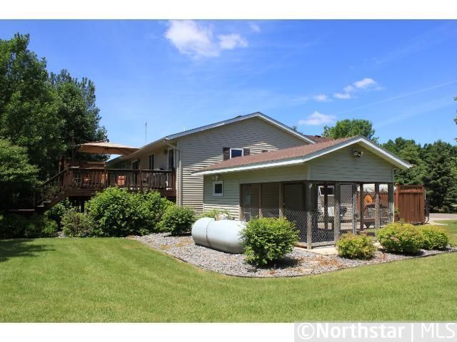 4651 Castle Cir, Lester Prairie, MN 55354