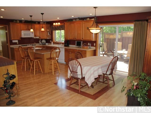 4651 Castle Cir, Lester Prairie, MN 55354