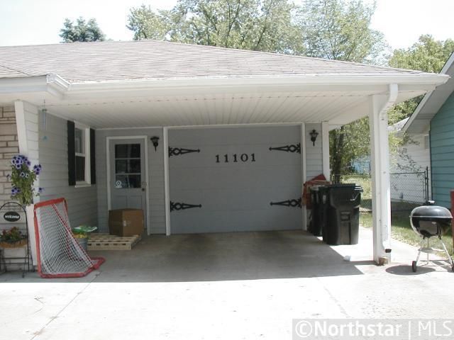 11101 Yukon St NW, Coon Rapids, MN 55433